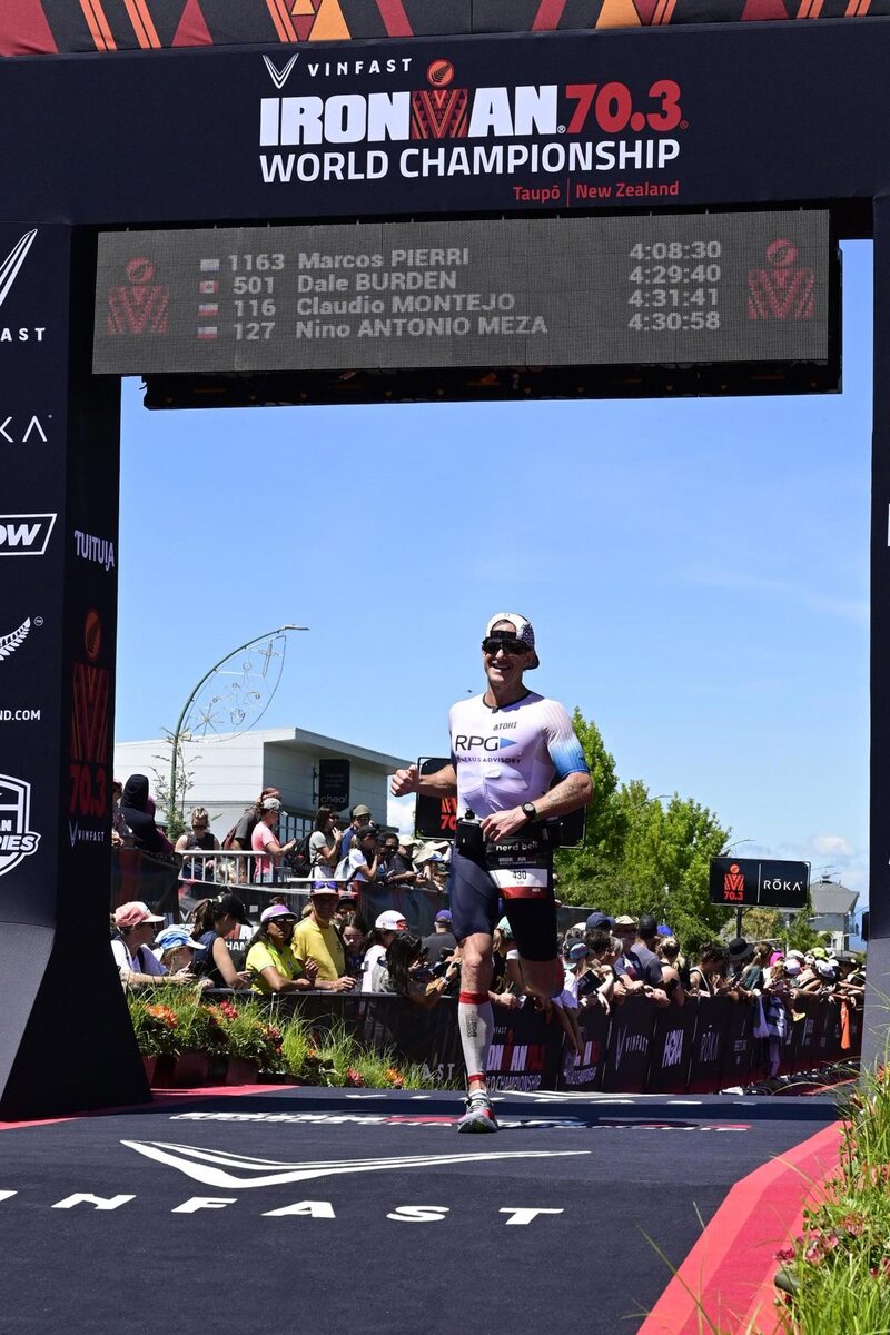 Rich Coombes finishing IRONMAN 70.3 World Championship, Taupo